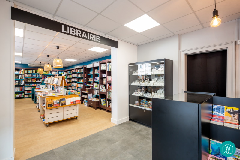 Agence etincelles Bordeaux Rénovation d’un magasin papeterie, presse et librairie